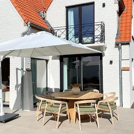 House Santa Maria - North Sea בית נופש *